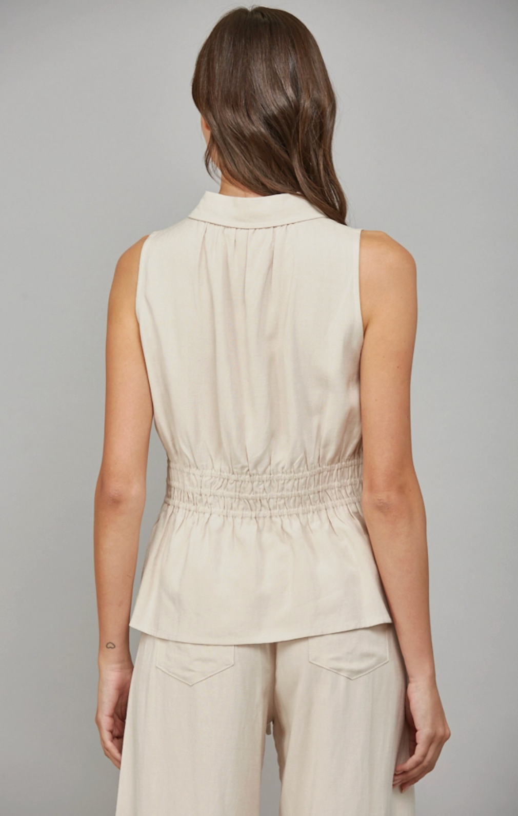 Pleated Detail Linen Blend Sleeveless Button Down Shirt