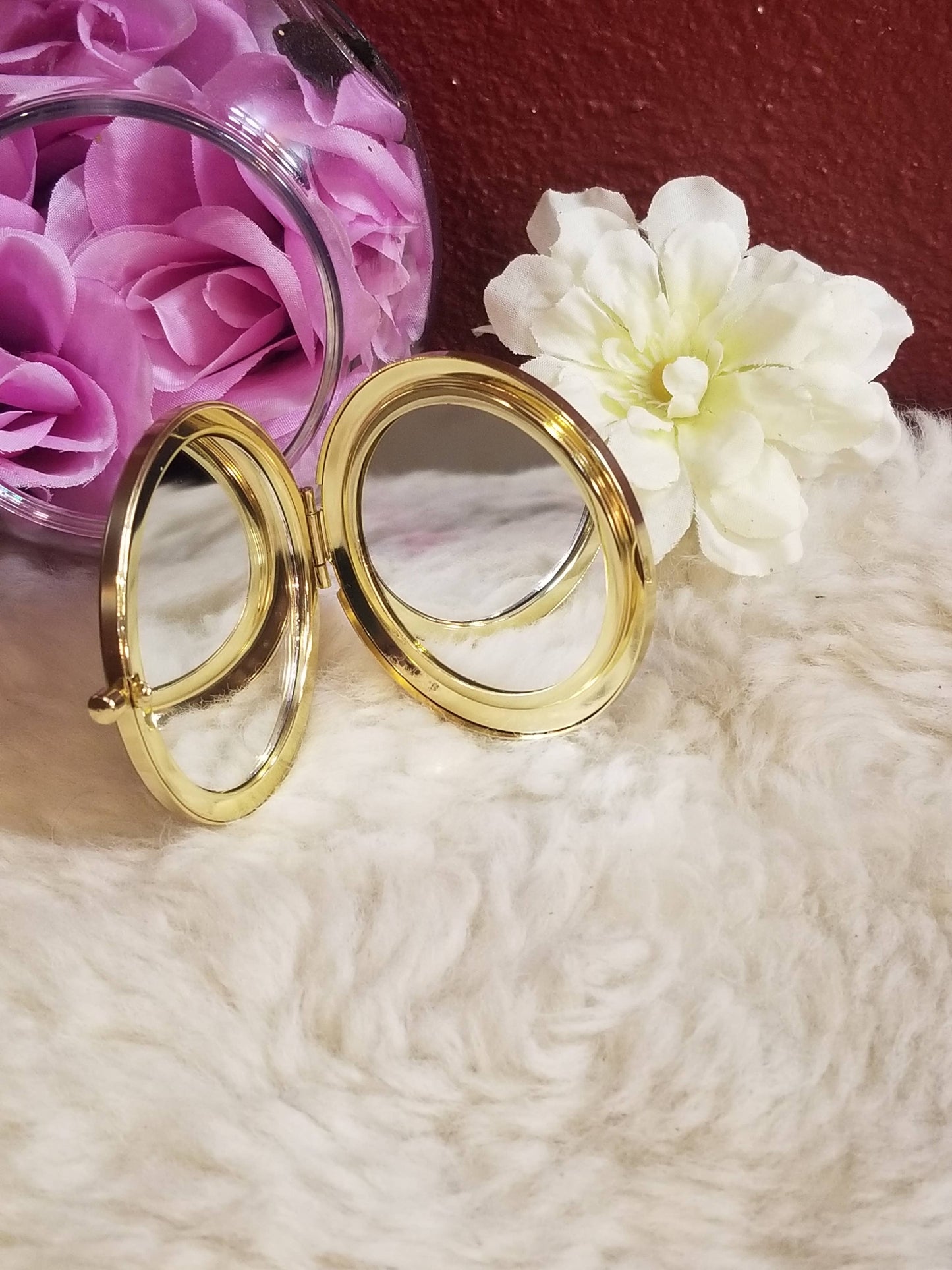 Upcycled GG gold compact mirror