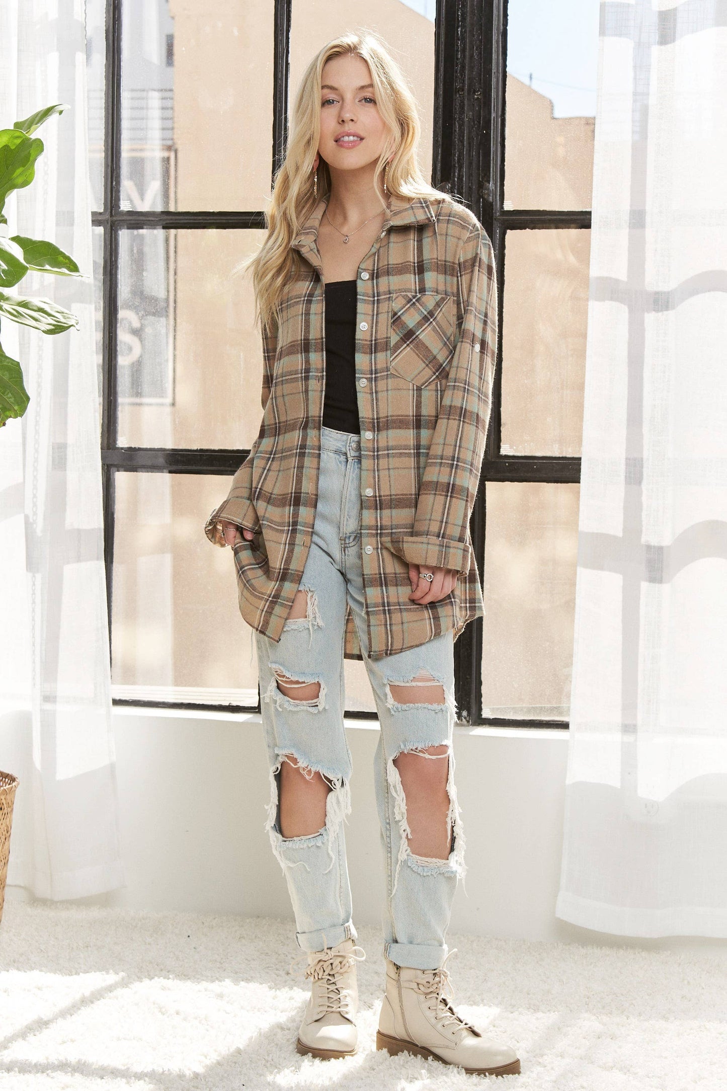 PLAID BUTTON UP BOYFRIEND SHIRT