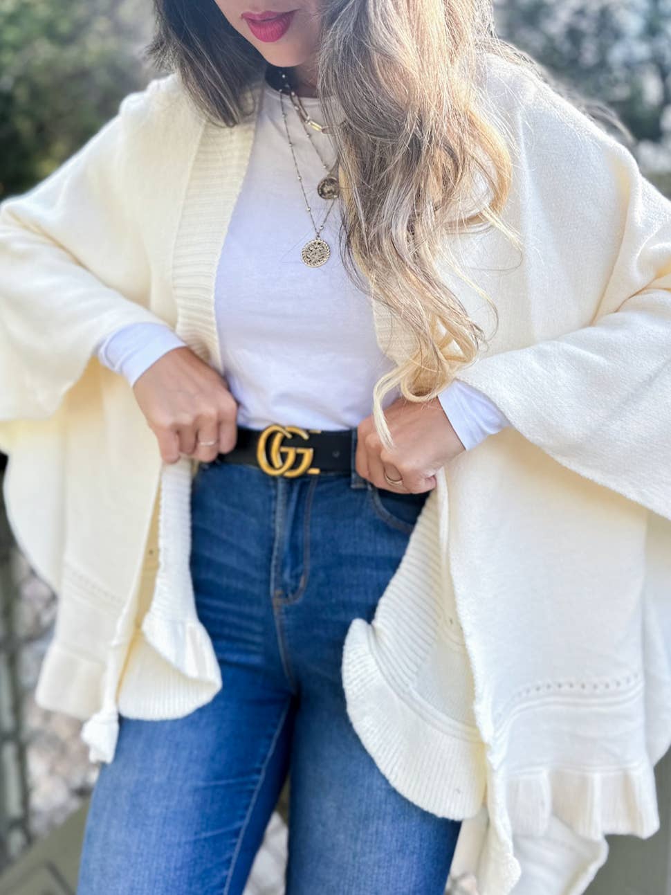 Elegant Brown Ruffled Knit Cape Shawl Ruana