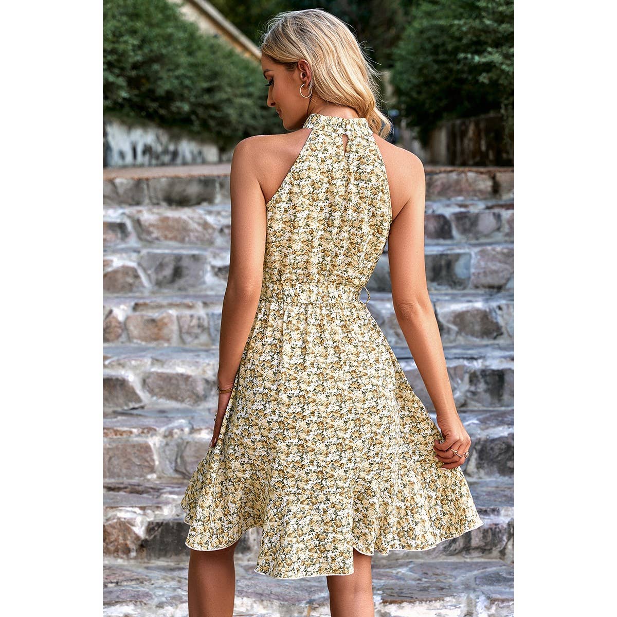 Floral Print Sleeveless Belt Cross Ruched Hem Dress