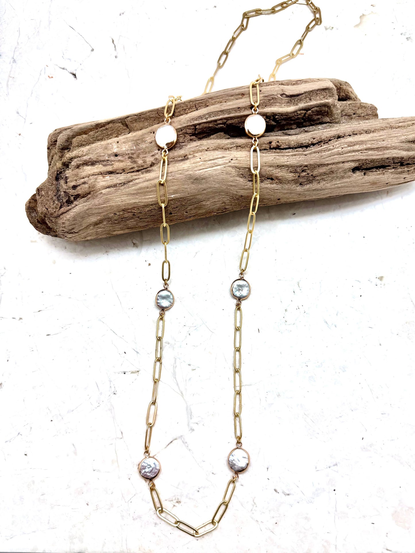 Necklace 6 Coin Pearl 10mm. w/Matte Alloy Plated Chain 32”