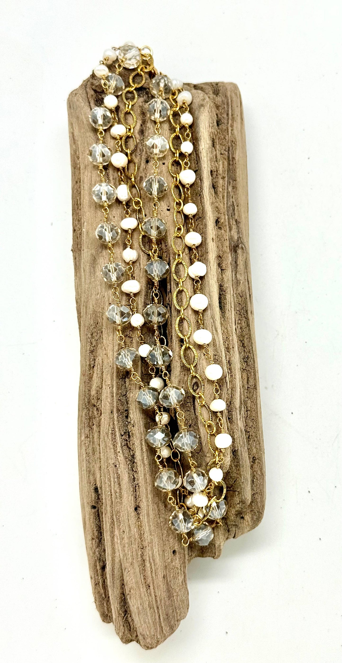 Necklace FreshwaterPearl w/GlassBead &Filigree Gold 18”w/2”