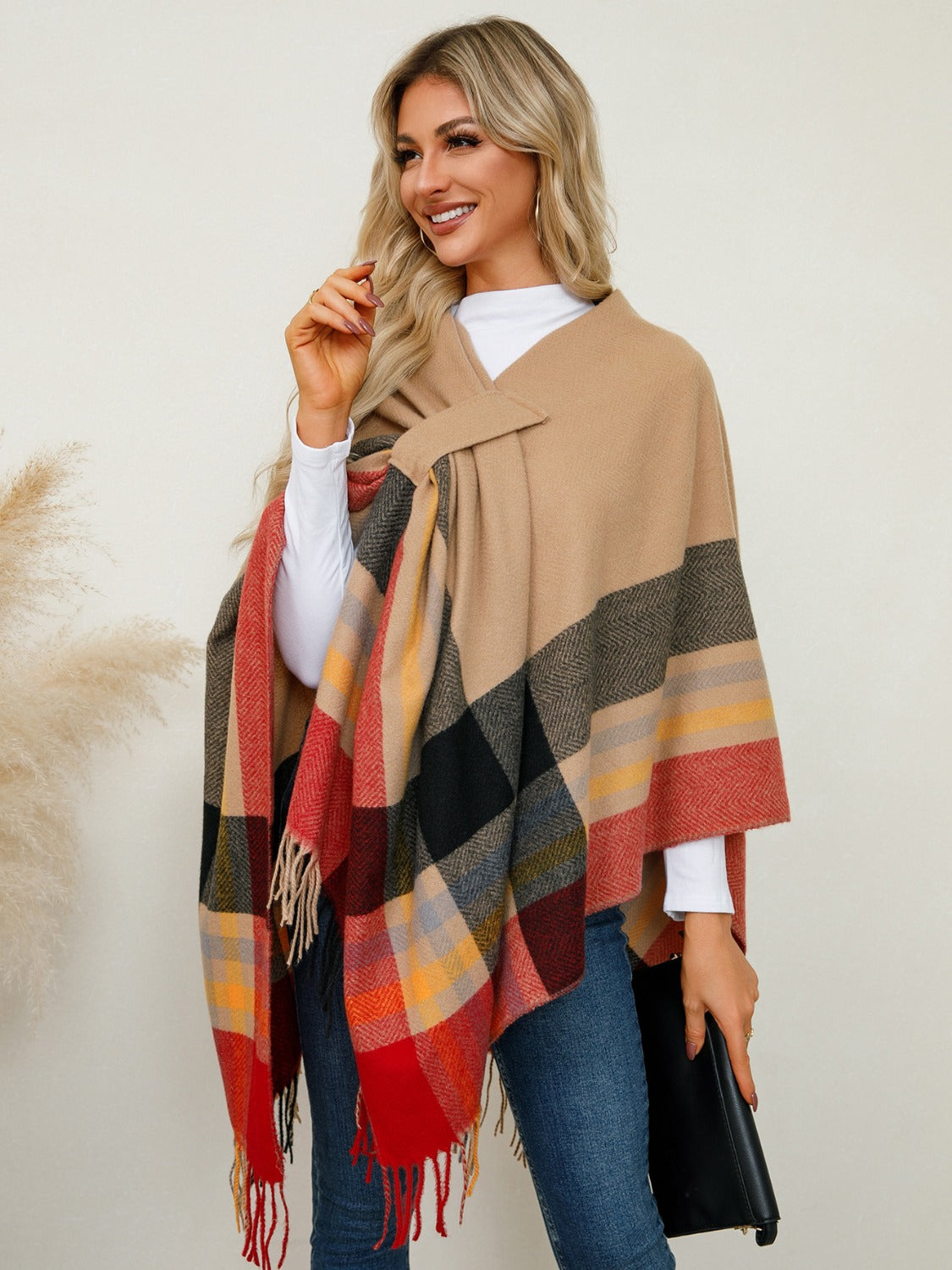 Contrast Fringe Plaid Poncho