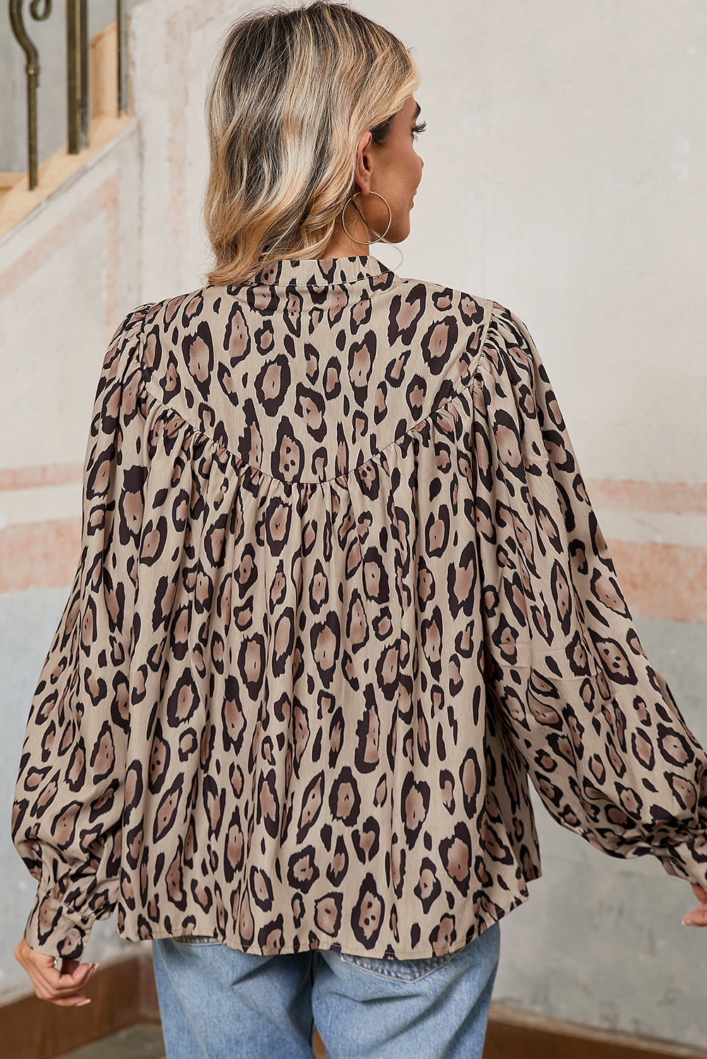 Jet Stream Leopard Print Balloon Sleeve Loose Blouse