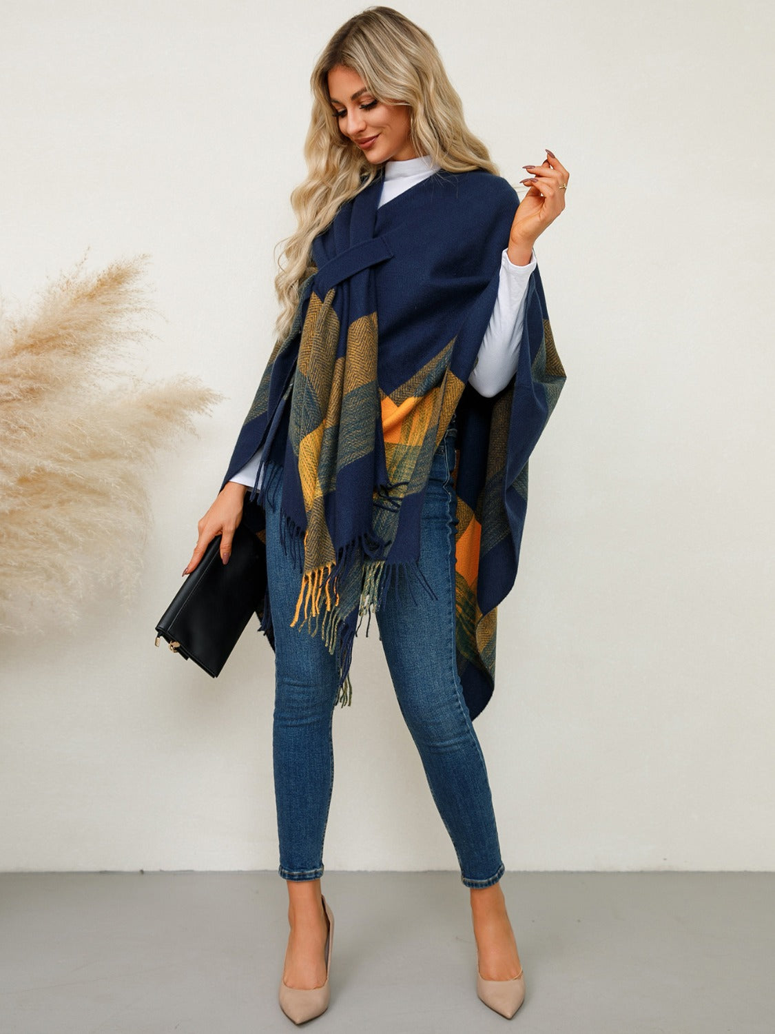 Contrast Fringe Plaid Poncho