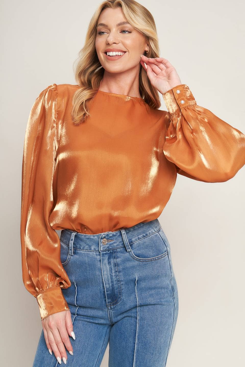 Bronze Round Neckline Long Sleeve Cuff