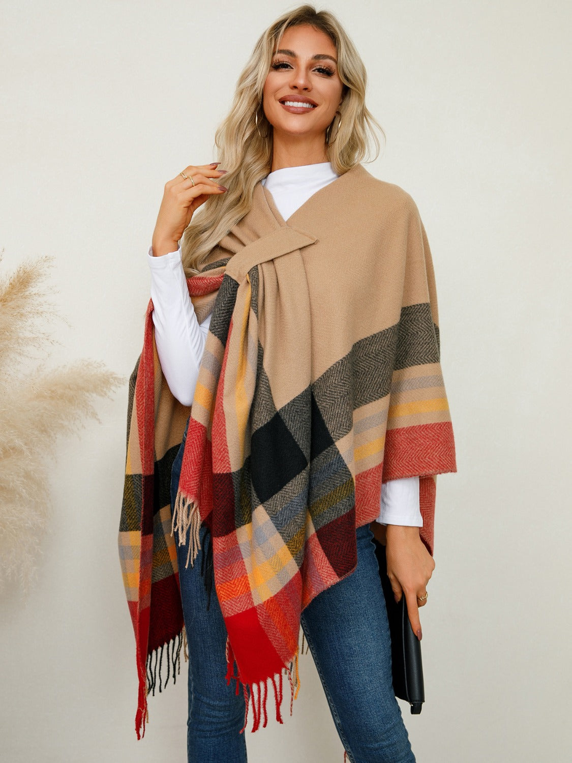 Contrast Fringe Plaid Poncho