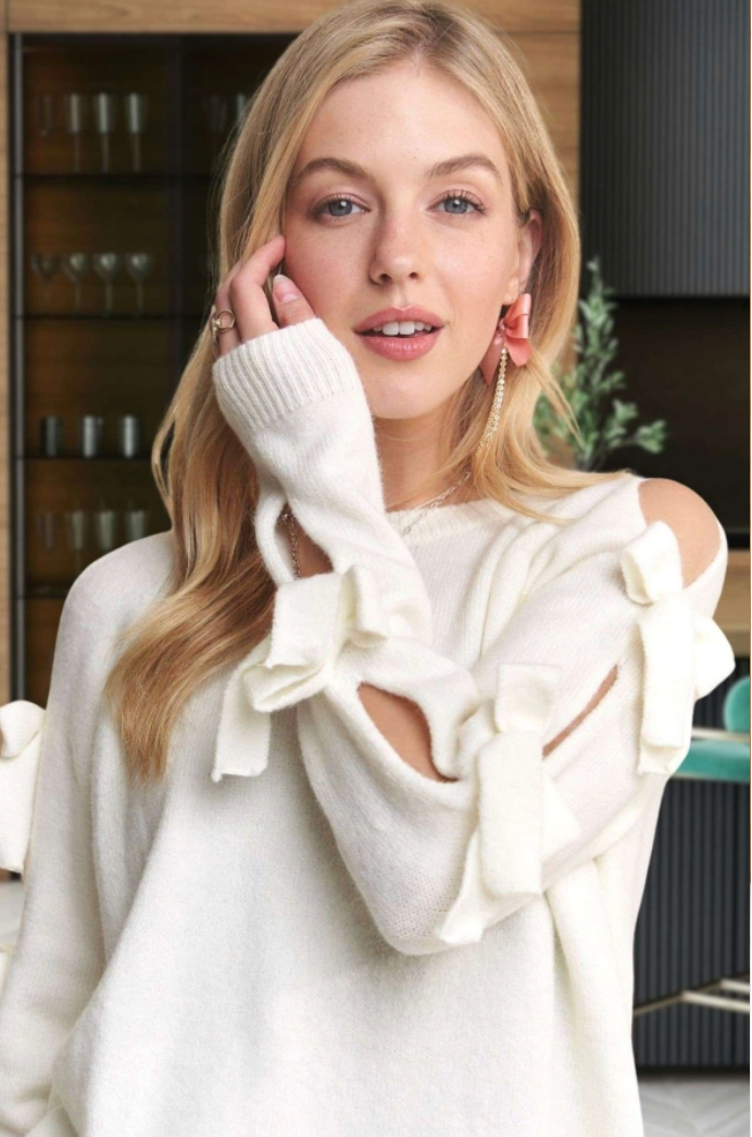 BOW TIE SLEEVE ACCENT SWEATER