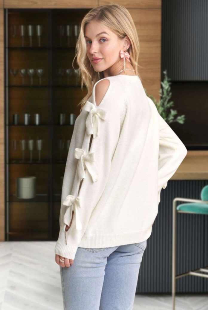 BOW TIE SLEEVE ACCENT SWEATER