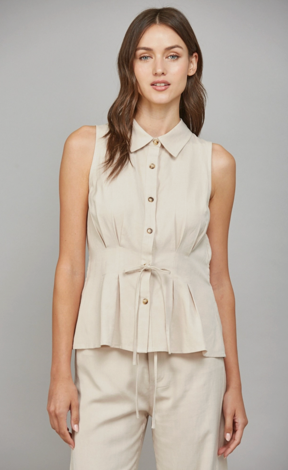 Pleated Detail Linen Blend Sleeveless Button Down Shirt