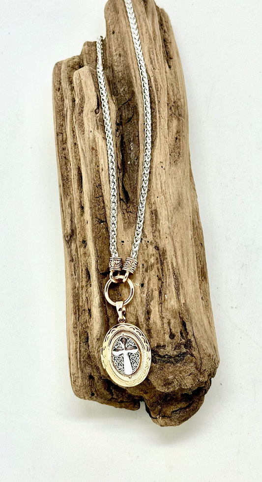 Necklace Alloyplated Silverchain W/Gold Cross Locket 18”w/2”
