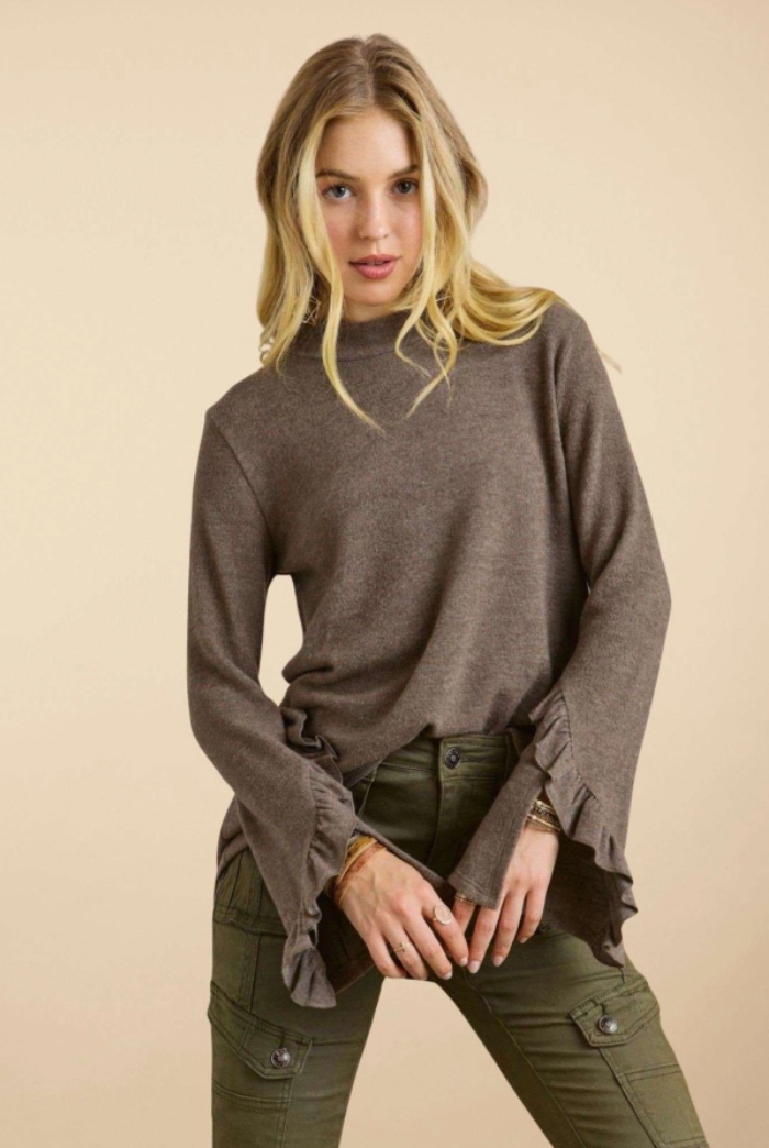 MOCK NECK RUFFLE TOP - Olive