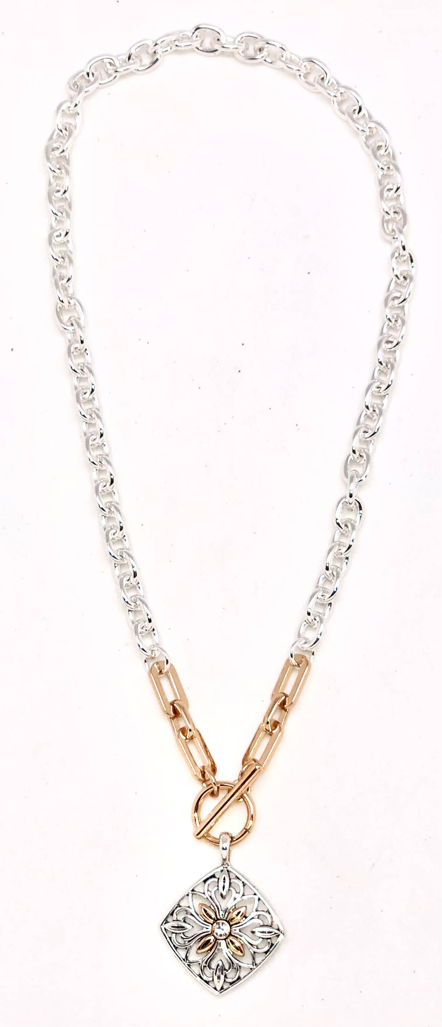 Silver Link Chain w/Filigree Drop 18”