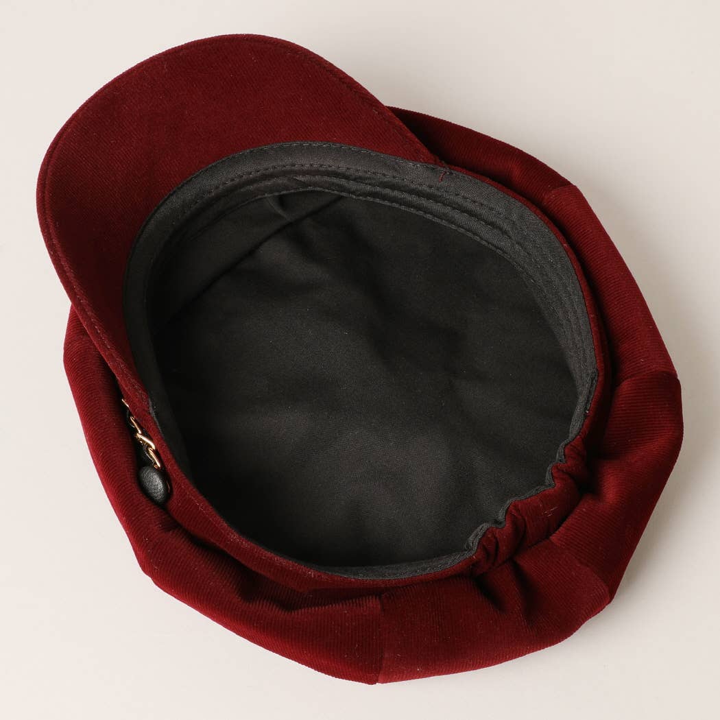 Stylish Newsboy Cap Cabbie Hat with Leather Chain