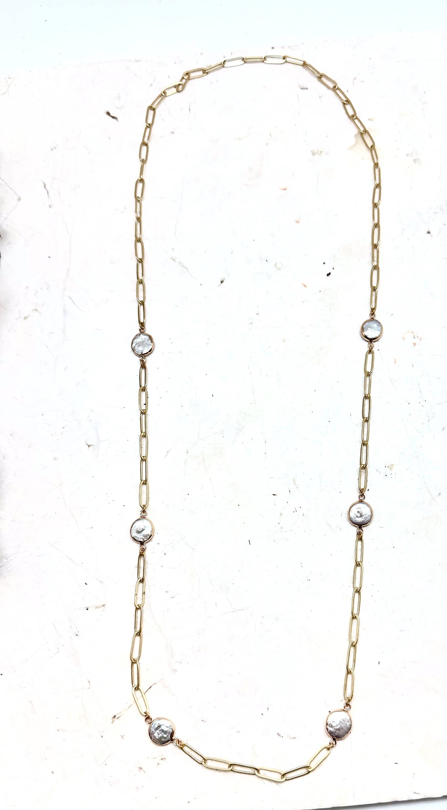 Necklace 6 Coin Pearl 10mm. w/Matte Alloy Plated Chain 32”