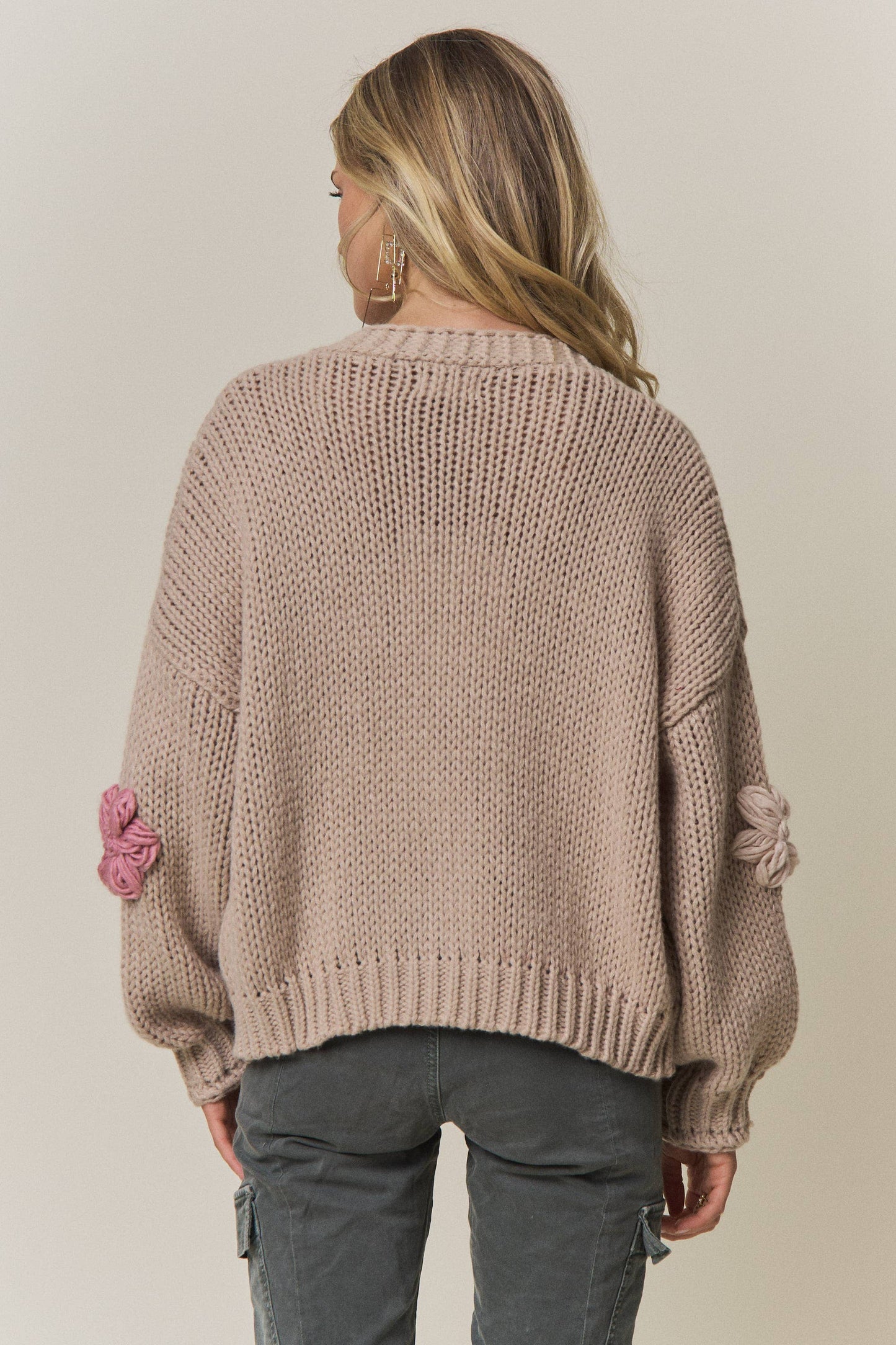 CHUNKY FLORAL CHIC KNIT CARDIGAN- CESW4370