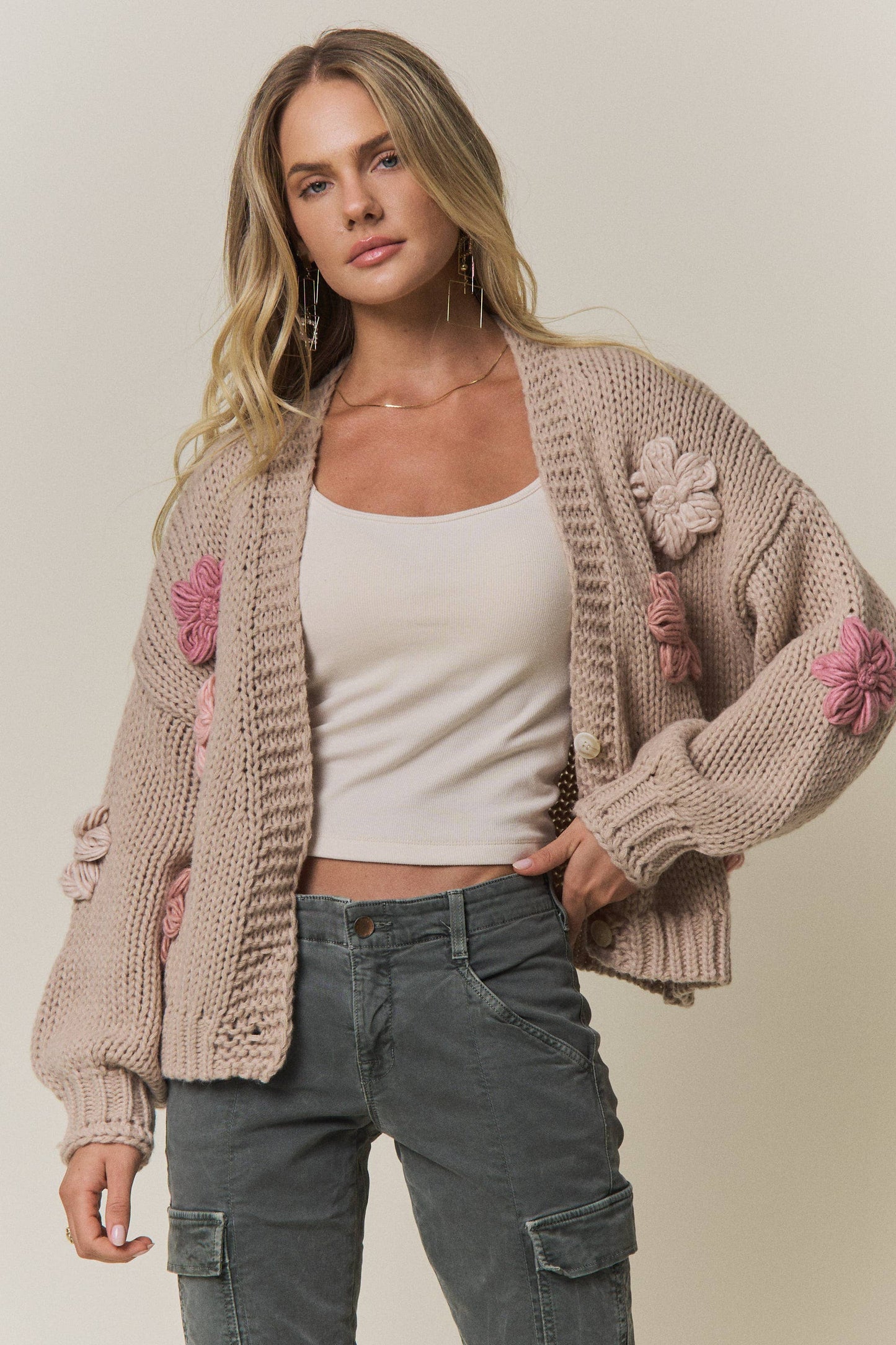 CHUNKY FLORAL CHIC KNIT CARDIGAN- CESW4370